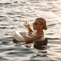 İrem Derici - Gidelim Mi Buralardan загрузить