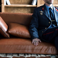 Коррупция - Милиционер загрузить