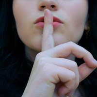 Lydia The Bard - Don't Cry For Your Daughters Eve (Feat. Ben Tomalin) загрузить