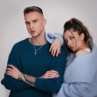 Мичелз - Девочка Влюблялась Ft Аили загрузить