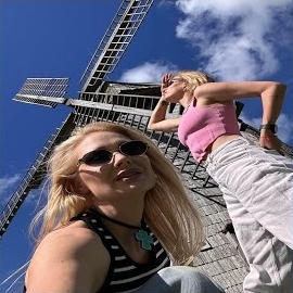 Natalija Bunke - Natalija Bunkė & Simona Nainė #Niekšės - Drauge загрузить