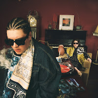 Обложка песни 